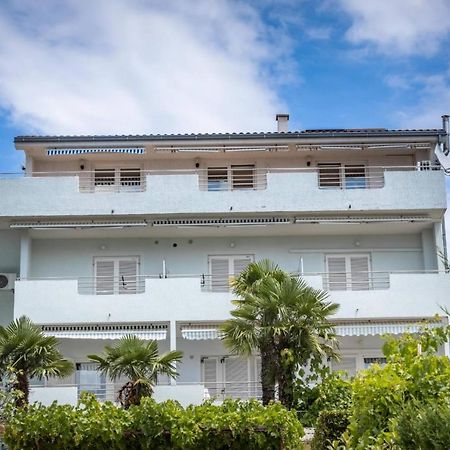 Guesthouse Villa Juric ツリクヴェニツァ エクステリア 写真