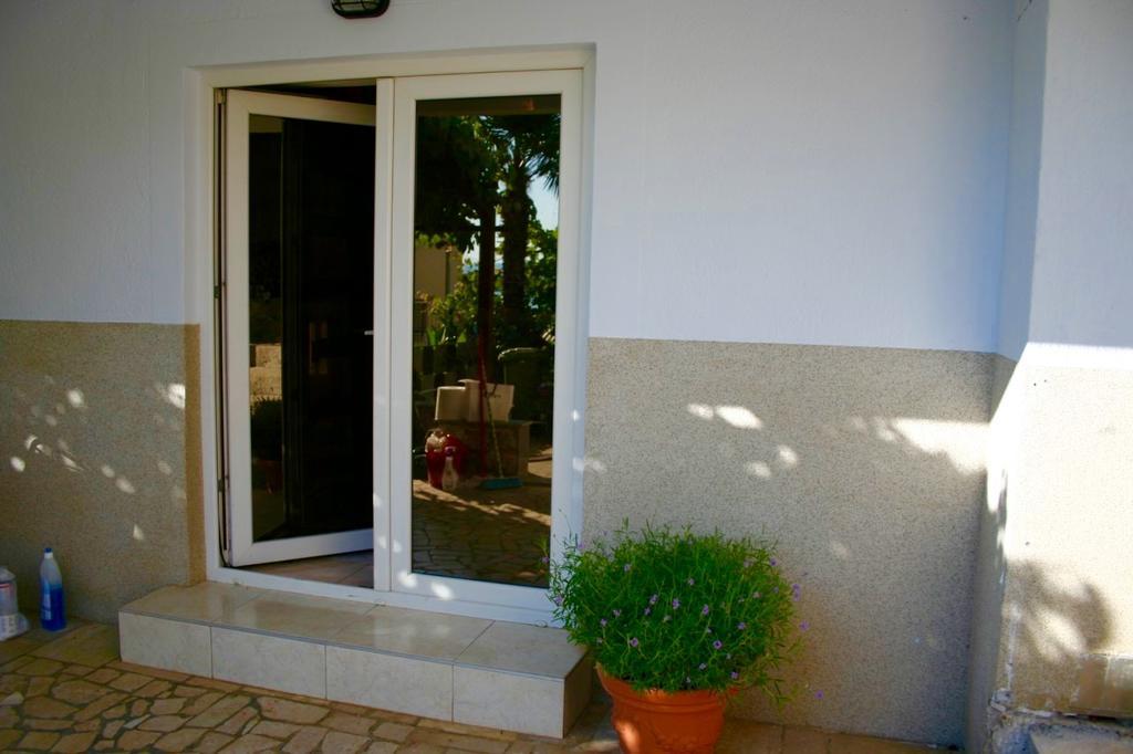 Guesthouse Villa Juric ツリクヴェニツァ エクステリア 写真