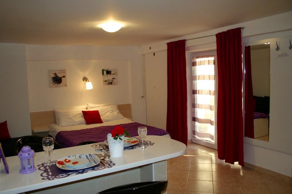 Guesthouse Villa Juric ツリクヴェニツァ エクステリア 写真
